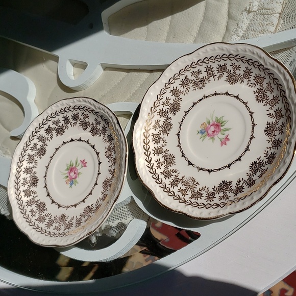 Stetson Other - Stetson 22k gold trimmed bread plate replacement 6in two